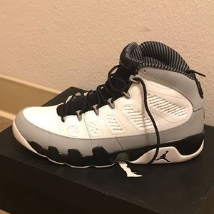 Jordan 9 Retro “Barons”
